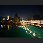 Kartal Centar * Bihać