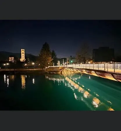 Kartal Centar * Bihać