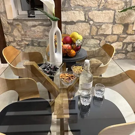 Kartal Centar * Bihać