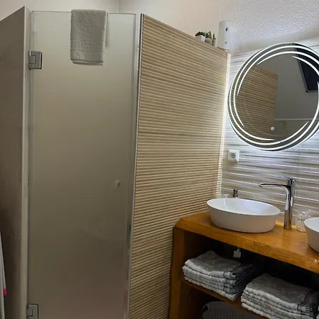 アパート Kartal Centar