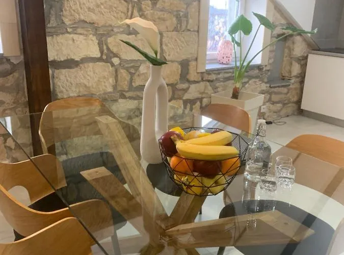 Kartal Centar Apartamento Bihać